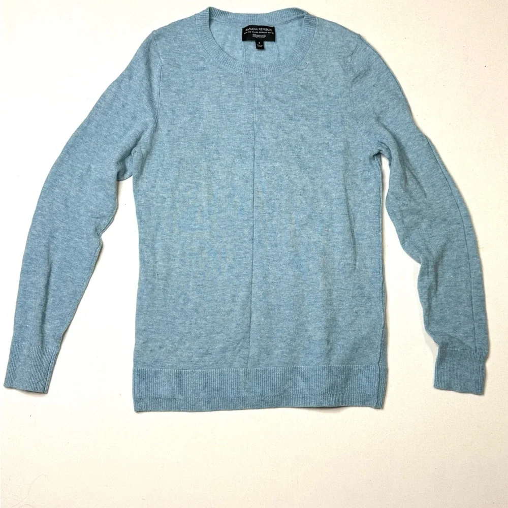 Banana Republic Light Blue Crewneck Morano Wool  Sweater Size Small